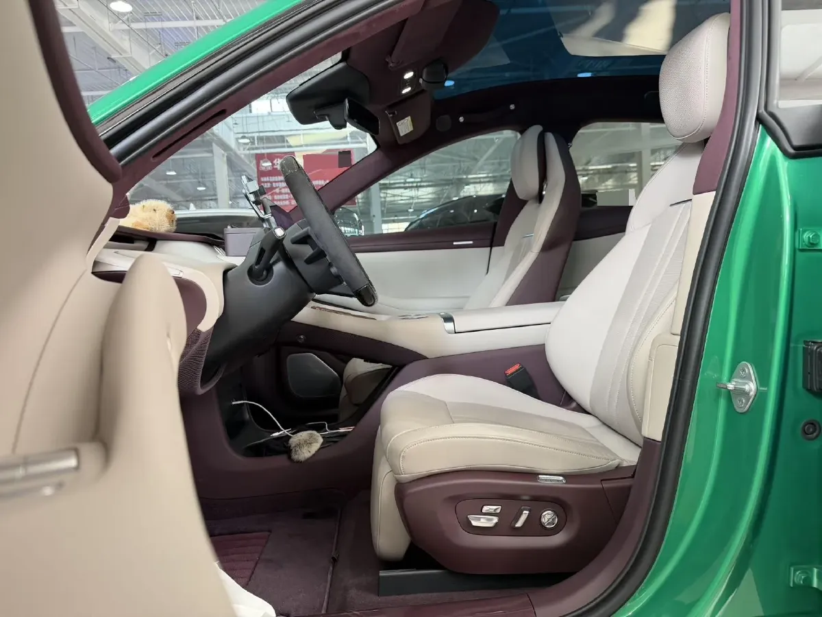 2025 MI YU7 BEV 101.7KWH,autocango,china used car exporter,china ev exporter,chinese used car exporter,chinese used ev exporter