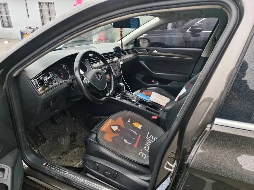 2018 Volkswagen Magotan 1.8T 180HP L4 7DCT,autocango,china used car exporter,china ev exporter,chinese used car exporter,chinese used ev exporter