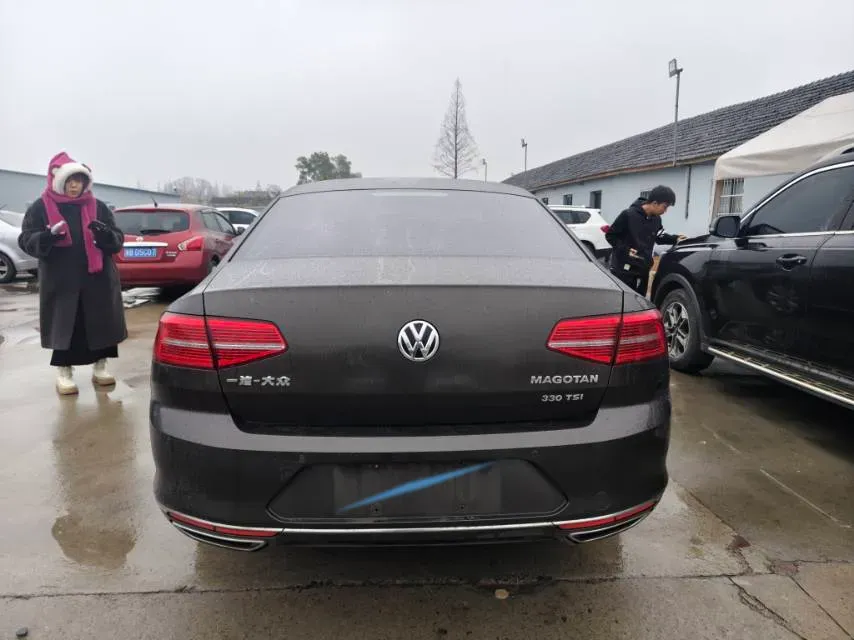 2018 Volkswagen Magotan 1.8T 180HP L4 7DCT,autocango,china used car exporter,china ev exporter,chinese used car exporter,chinese used ev exporter