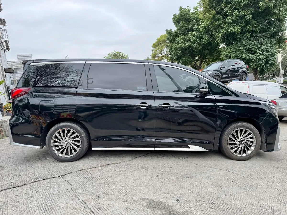 2021 GAC Trumpchi M8 2.0T 252HP L4 8AT,autocango,china used car exporter,china ev exporter,chinese used car exporter,chinese used ev exporter