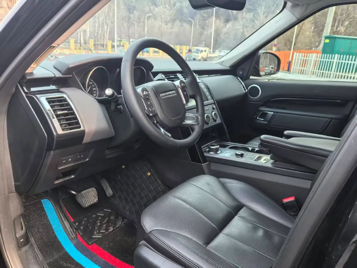 2017 Land Rover Discovery 3.0T 340HP V6 8AT,autocango,china used car exporter,china ev exporter,chinese used car exporter,chinese used ev exporter