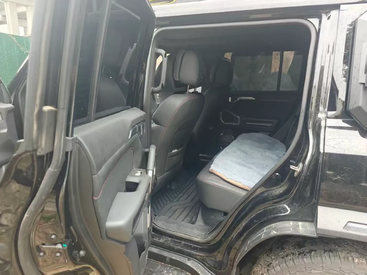 2024 Jetour Traveller 2.0T 254HP L4 7DCT,autocango,china used car exporter,china ev exporter,chinese used car exporter,chinese used ev exporter