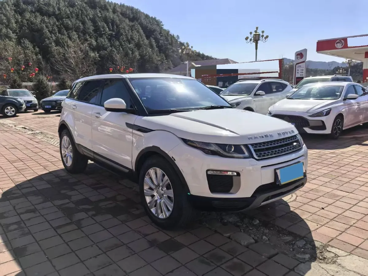 2017 Land Rover Range Rover Evoque 2.0T 241HP L4 9AT,autocango,china used car exporter,china ev exporter,chinese used car exporter,chinese used ev exporter