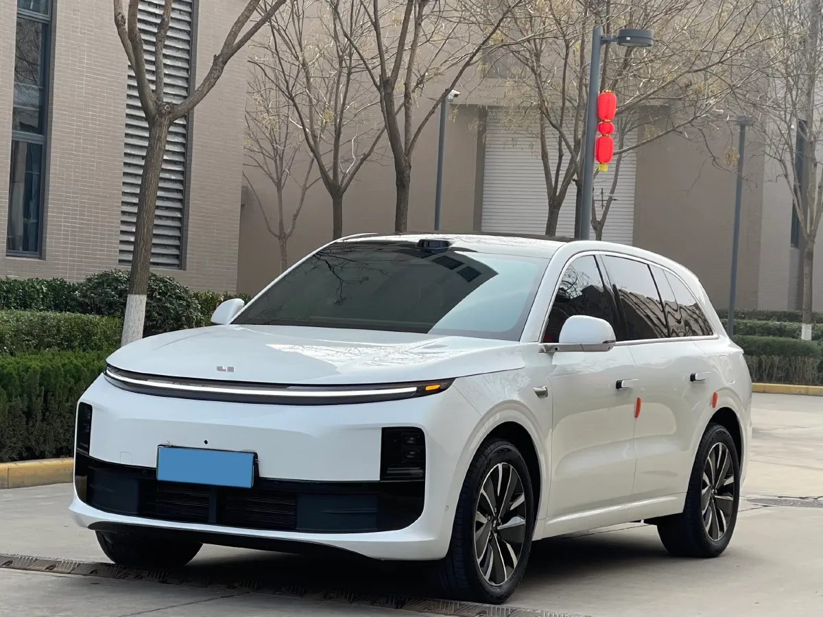 2025 Li L6 Range Extended 154HP L4 REEV,autocango,china used car exporter,china ev exporter,chinese used car exporter,chinese used ev exporter
