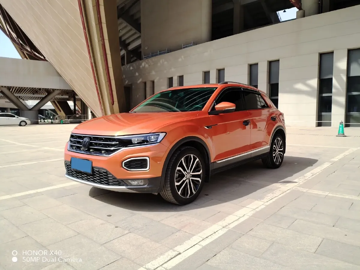 2019 Volkswagen T-Roc 1.4T 150HP L4 7DCT,autocango,china used car exporter,china ev exporter,chinese used car exporter,chinese used ev exporter