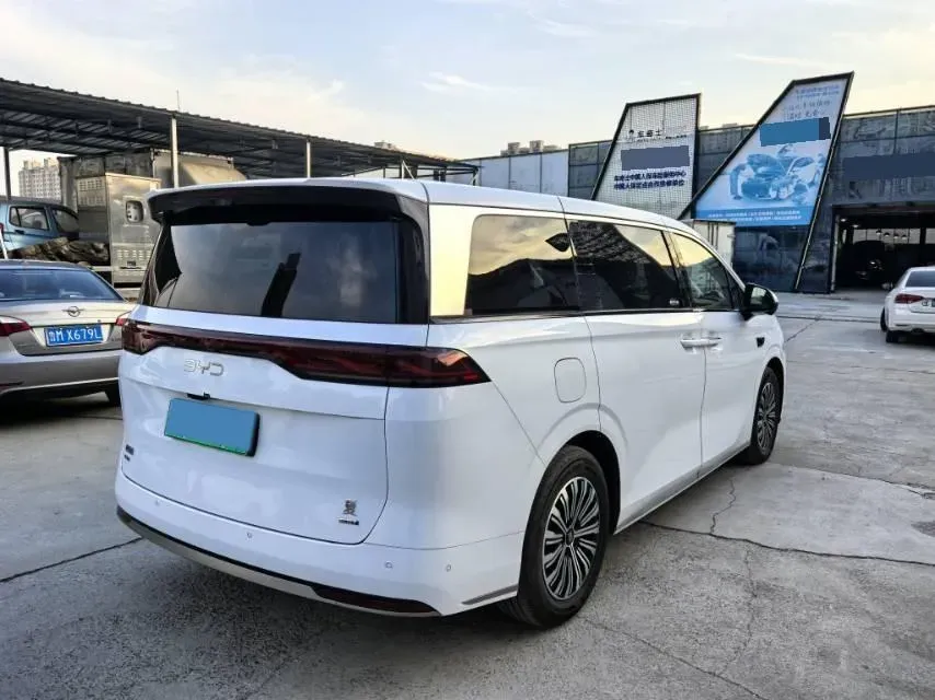 2025 BYD Xia 1.5T 156HP L4 E-CVT PHEV 20.39KWH,autocango,china used car exporter,china ev exporter,chinese used car exporter,chinese used ev exporter