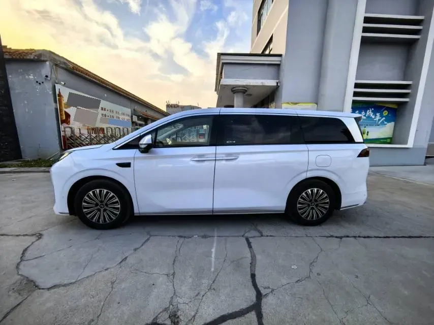 2025 BYD Xia 1.5T 156HP L4 E-CVT PHEV 20.39KWH,autocango,china used car exporter,china ev exporter,chinese used car exporter,chinese used ev exporter