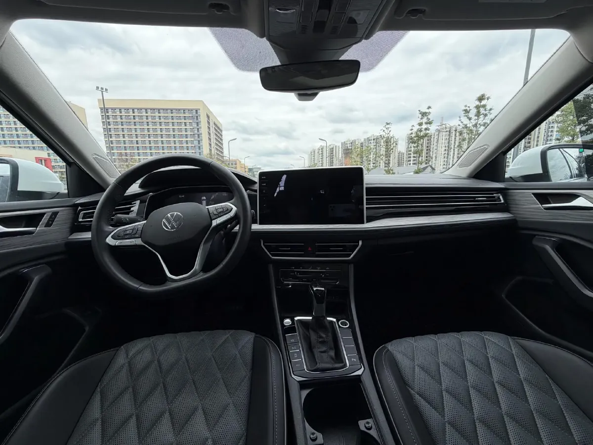 2023 Volkswagen Sagitar 1.2T 116HP L4 7DCT,autocango,china used car exporter,china ev exporter,chinese used car exporter,chinese used ev exporter