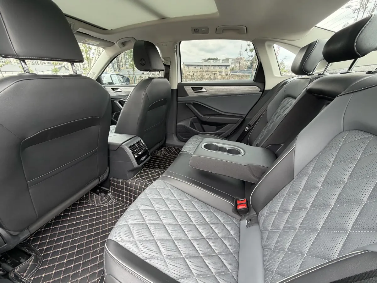 2023 Volkswagen Sagitar 1.2T 116HP L4 7DCT,autocango,china used car exporter,china ev exporter,chinese used car exporter,chinese used ev exporter