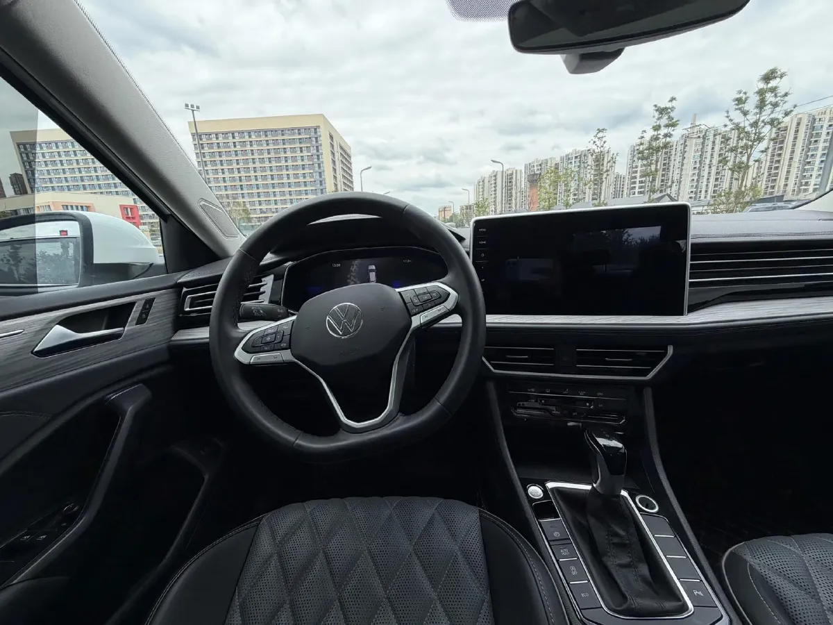 2023 Volkswagen Sagitar 1.2T 116HP L4 7DCT,autocango,china used car exporter,china ev exporter,chinese used car exporter,chinese used ev exporter