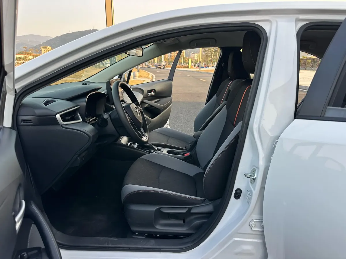 2024 Toyota Corolla 1.2T 116HP L4 CVT,autocango,china used car exporter,china ev exporter,chinese used car exporter,chinese used ev exporter