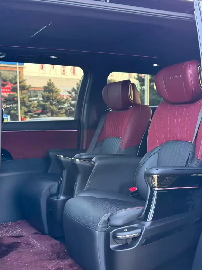 2023 GAC Trumpchi M8 2.0T 190HP L4 E-CVT Hybrid,autocango,china used car exporter,china ev exporter,chinese used car exporter,chinese used ev exporter