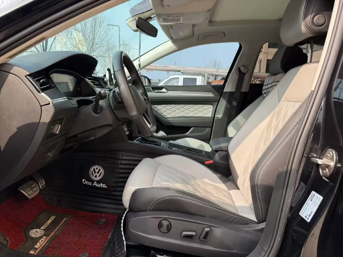 2023 Volkswagen Magotan 2.0T 186HP L4 7DCT,autocango,china used car exporter,china ev exporter,chinese used car exporter,chinese used ev exporter