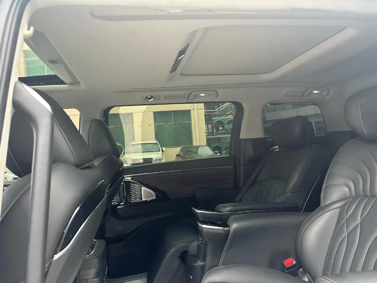 2024 GAC Trumpchi M8 2.0T 252HP L4 8AT,autocango,china used car exporter,china ev exporter,chinese used car exporter,chinese used ev exporter