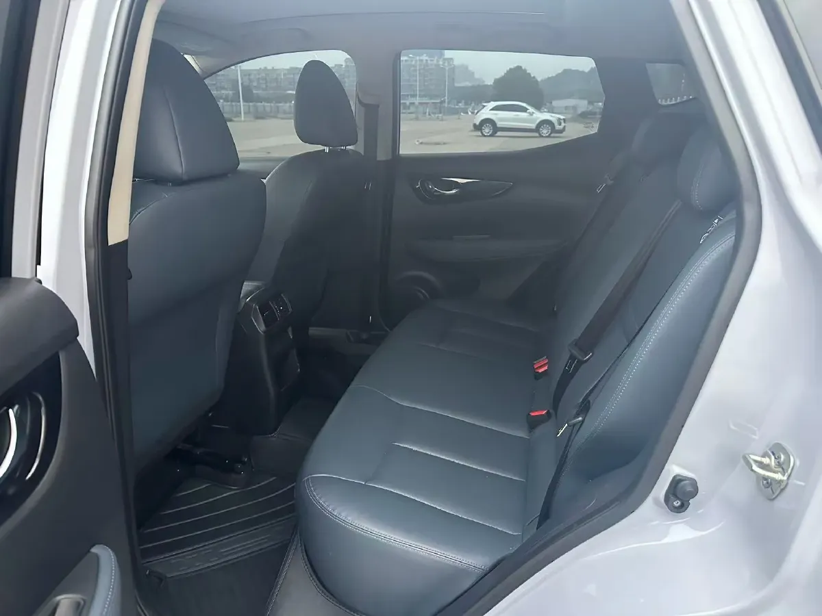 2025 Nissan Qashqai 2.0L 151HP L4 CVT,autocango,china used car exporter,china ev exporter,chinese used car exporter,chinese used ev exporter