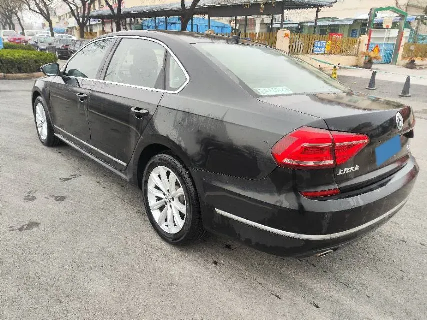 2017 Volkswagen Passat 1.8T 180HP L4 7DCT,autocango,china used car exporter,china ev exporter,chinese used car exporter,chinese used ev exporter