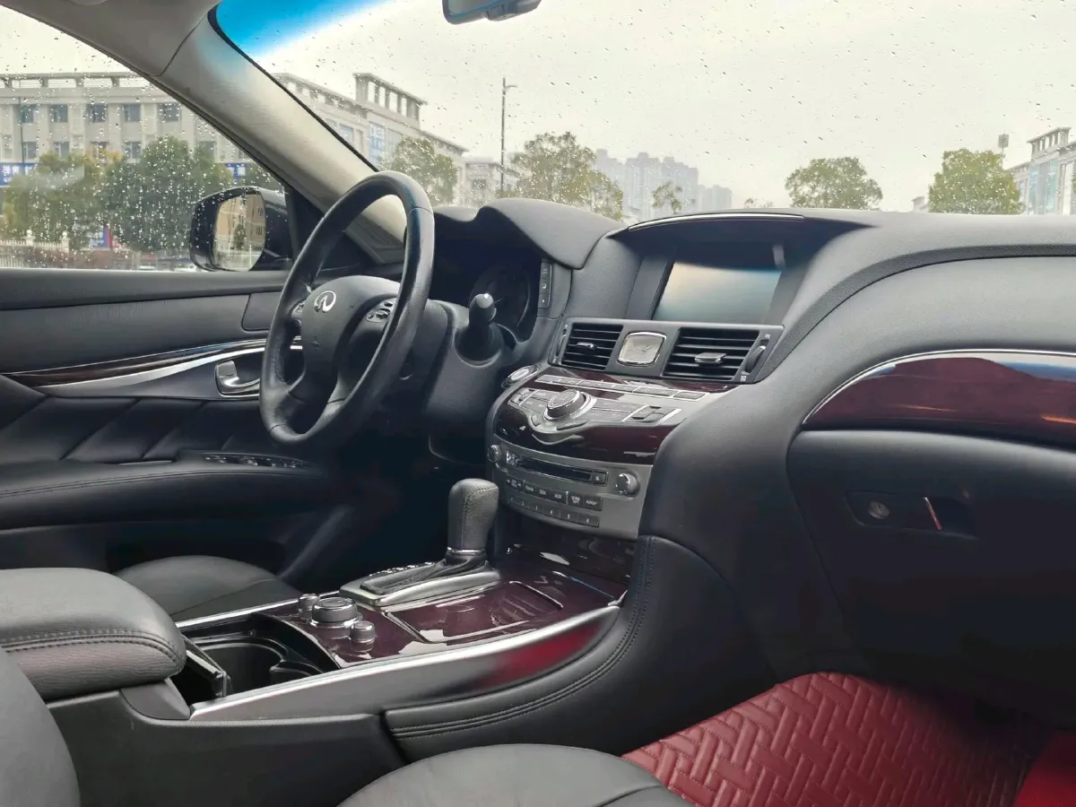 2019 Infiniti Q70 2.0T 211HP L4 7AT,autocango,china used car exporter,china ev exporter,chinese used car exporter,chinese used ev exporter