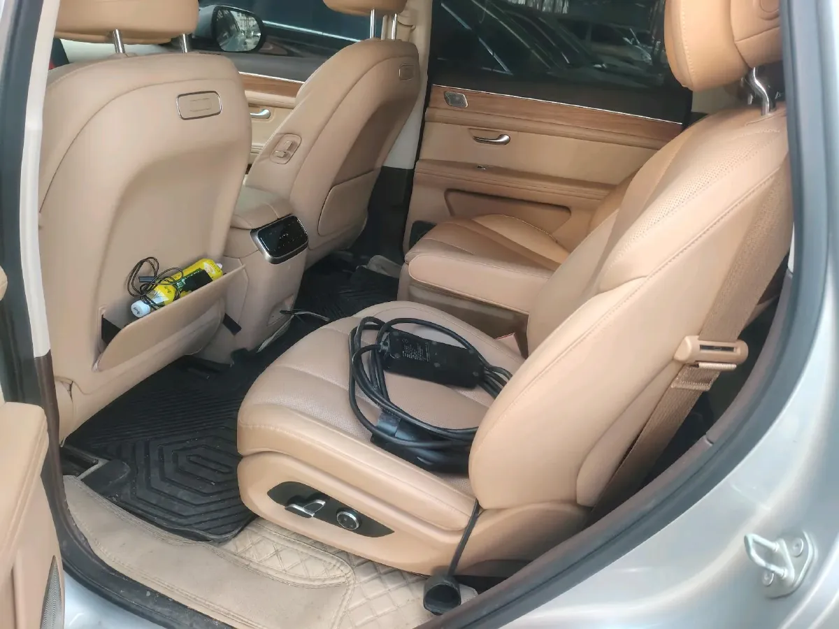 2024 AITO AITO M7 1.5T 152HP L4 REEV 40KWH,autocango,china used car exporter,china ev exporter,chinese used car exporter,chinese used ev exporter