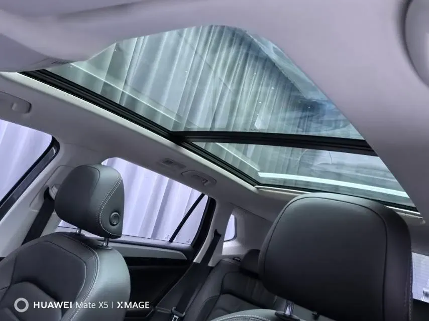 2019 Jeep Cherokee 2.0T 234HP L4 9AT,autocango,china used car exporter,china ev exporter,chinese used car exporter,chinese used ev exporter