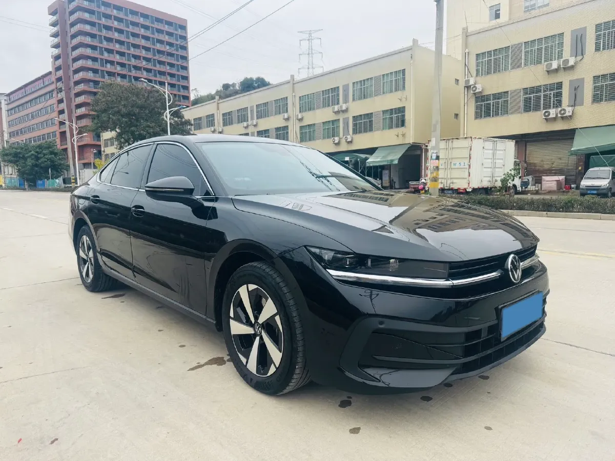 2024 Volkswagen Magotan 1.5T 160HP L4 7DCT,autocango,china used car exporter,china ev exporter,chinese used car exporter,chinese used ev exporter
