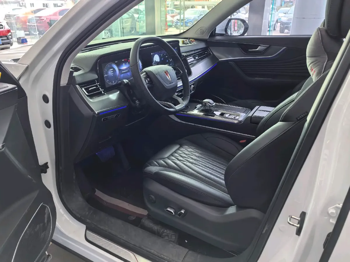 2023 HongQi HS5 2.0T 252HP L4 8AT,autocango,china used car exporter,china ev exporter,chinese used car exporter,chinese used ev exporter