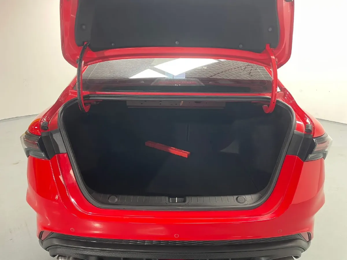 2022 Geely Binray 1.5T 181HP L4 7DCT,autocango,china used car exporter,china ev exporter,chinese used car exporter,chinese used ev exporter