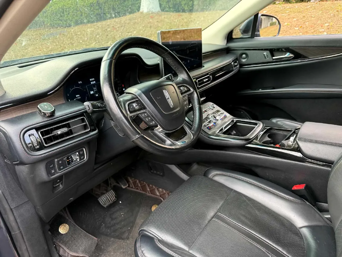 2021 Lincoln Nautilus 2.7T 322HP V6 8AT,autocango,china used car exporter,china ev exporter,chinese used car exporter,chinese used ev exporter