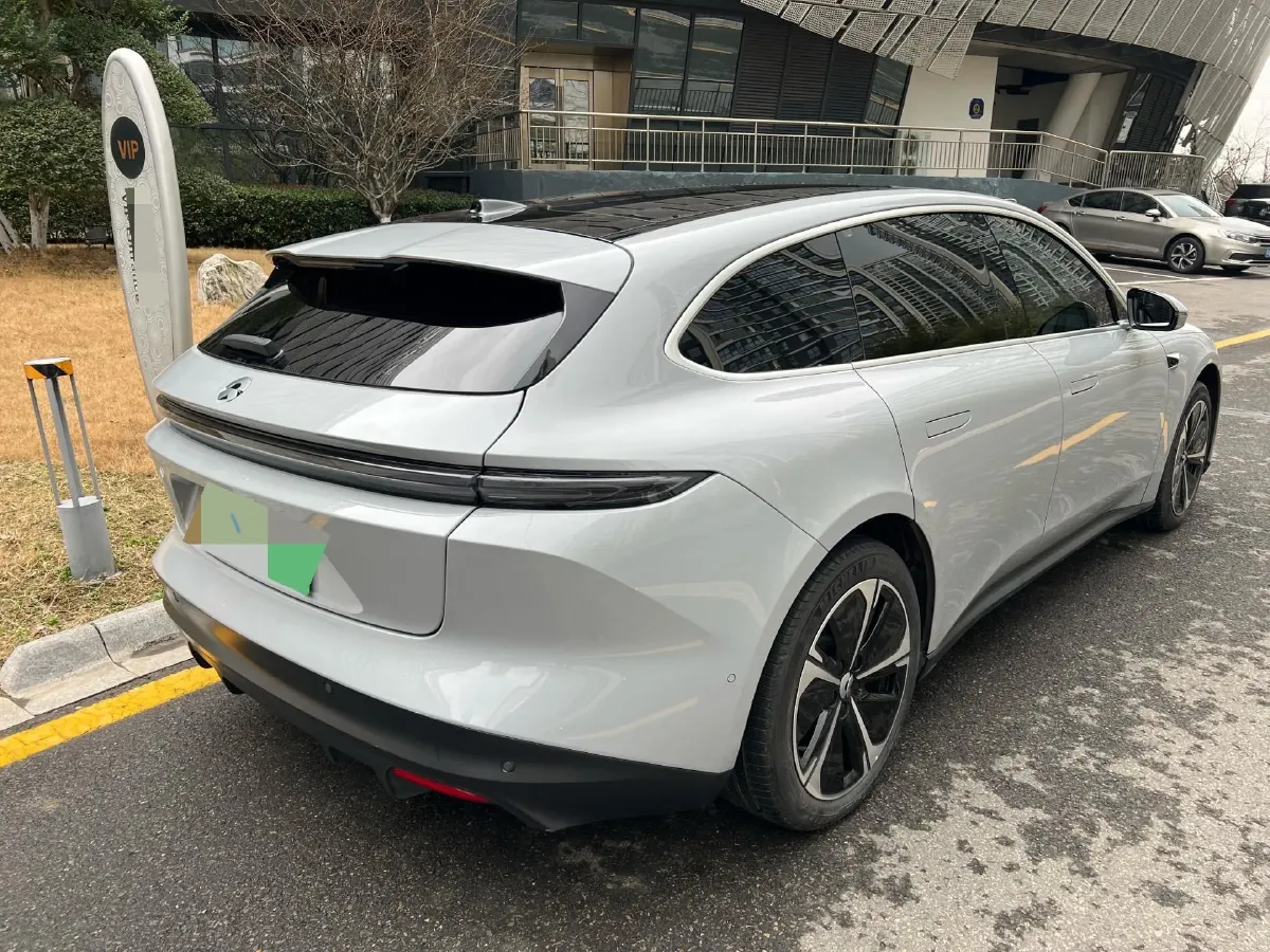 2023 NIO ET5T BEV 75KWH,autocango,china used car exporter,china ev exporter,chinese used car exporter,chinese used ev exporter