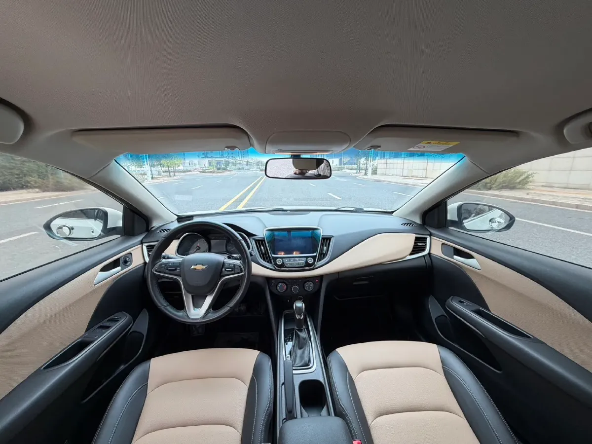 2020 Chevrolet Monza 1.5L 113HP L4 6AT,autocango,china used car exporter,china ev exporter,chinese used car exporter,chinese used ev exporter