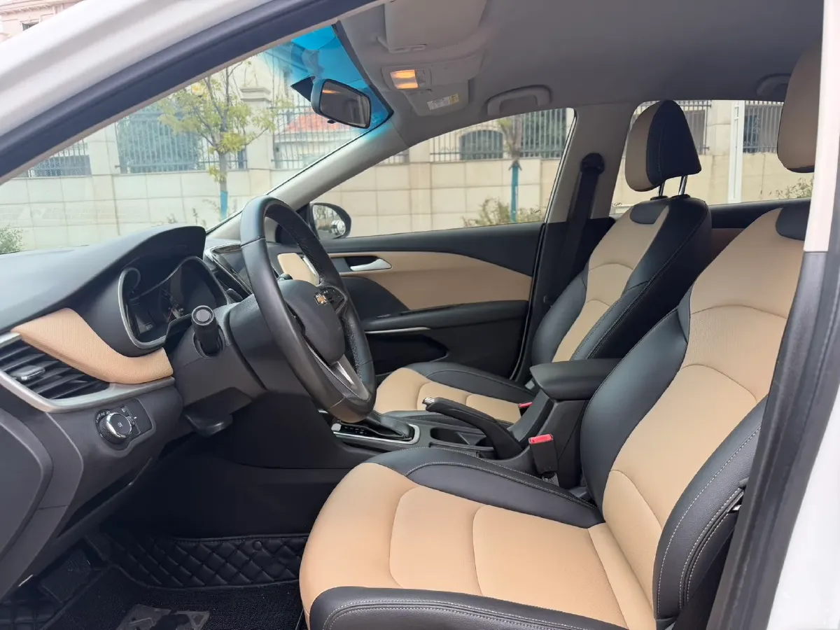 2020 Chevrolet Monza 1.5L 113HP L4 6AT,autocango,china used car exporter,china ev exporter,chinese used car exporter,chinese used ev exporter