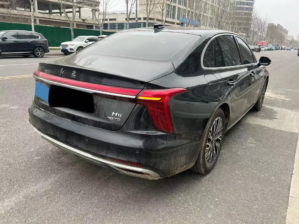 2024 HongQi H5 2.0T 224HP L4 8AT,autocango,china used car exporter,china ev exporter,chinese used car exporter,chinese used ev exporter