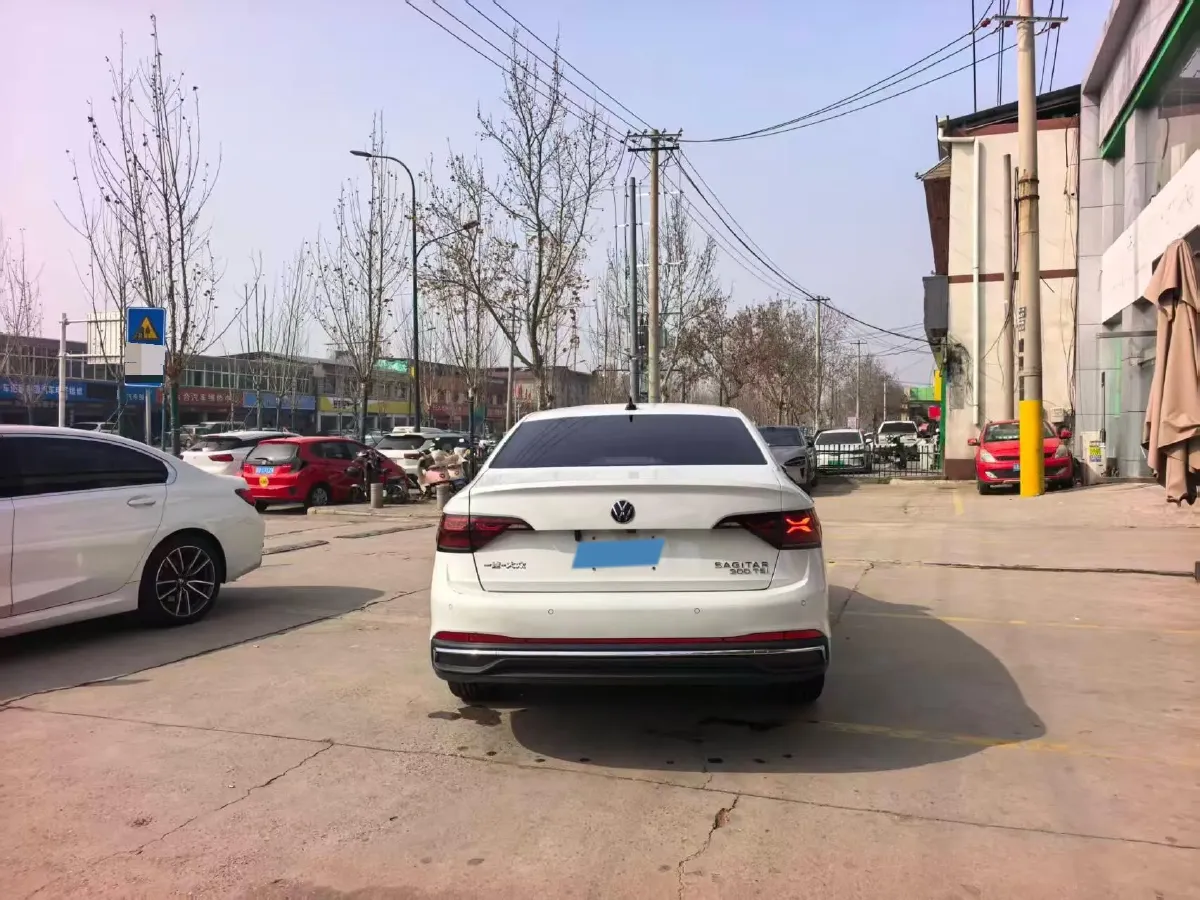2025 Volkswagen Sagitar 1.5T 160HP L4 7DCT,autocango,china used car exporter,china ev exporter,chinese used car exporter,chinese used ev exporter