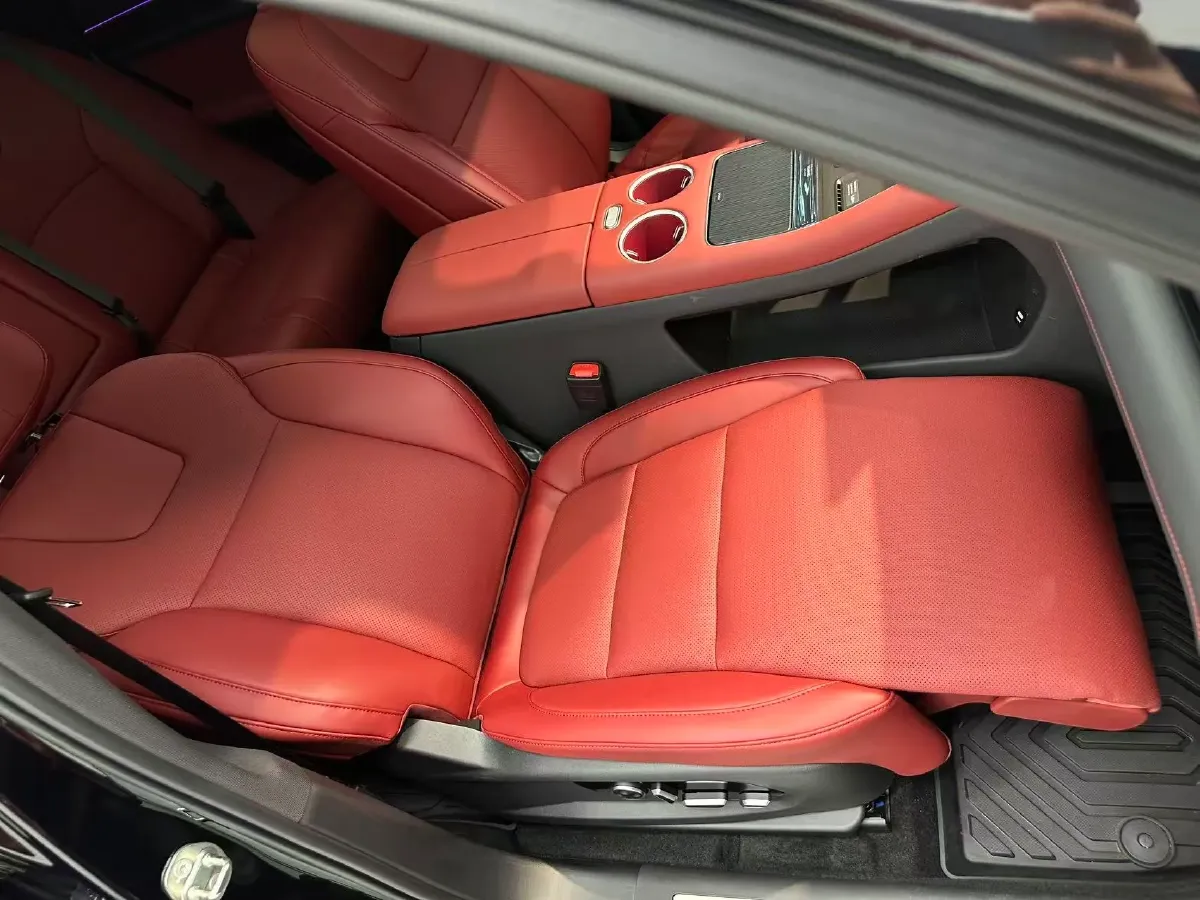 2025 AITO AITO M5 1.5T 152HP L4 REEV 42KWH,autocango,china used car exporter,china ev exporter,chinese used car exporter,chinese used ev exporter