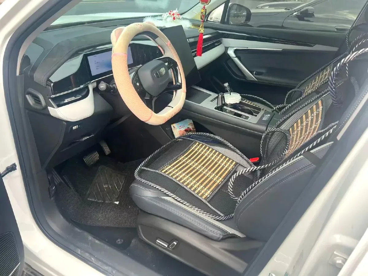 2024 Geely StarRay 1.5T 181HP L4 7DCT,autocango,china used car exporter,china ev exporter,chinese used car exporter,chinese used ev exporter