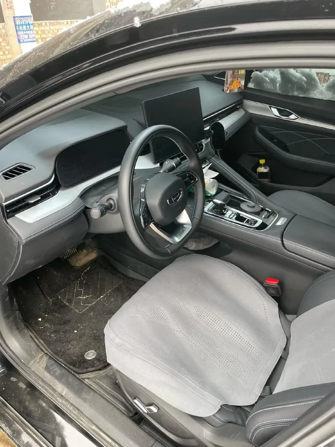 2025 Geely Preface 1.5T 181HP L4 7DCT,autocango,china used car exporter,china ev exporter,chinese used car exporter,chinese used ev exporter