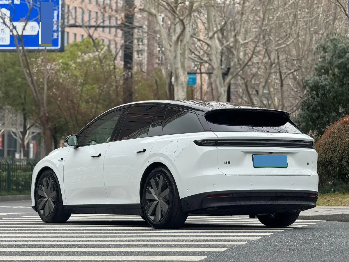 2025 Li i6 BEV,autocango,china used car exporter,china ev exporter,chinese used car exporter,chinese used ev exporter