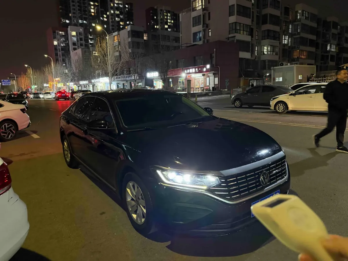 2023 Volkswagen Passat 1.4T 150HP L4 7DCT,autocango,china used car exporter,china ev exporter,chinese used car exporter,chinese used ev exporter