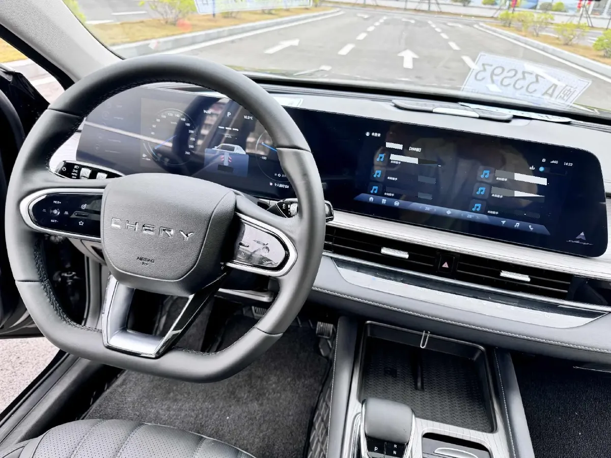 2024 Fulwin FulwinA8 1.5T 156HP L4 1DHT PHEV 18.3KWH,autocango,china used car exporter,china ev exporter,chinese used car exporter,chinese used ev exporter