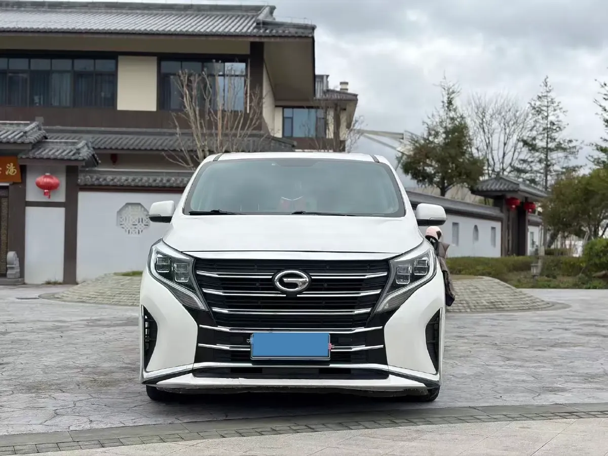 2021 GAC Trumpchi M8 2.0T 252HP L4 8AT,autocango,china used car exporter,china ev exporter,chinese used car exporter,chinese used ev exporter
