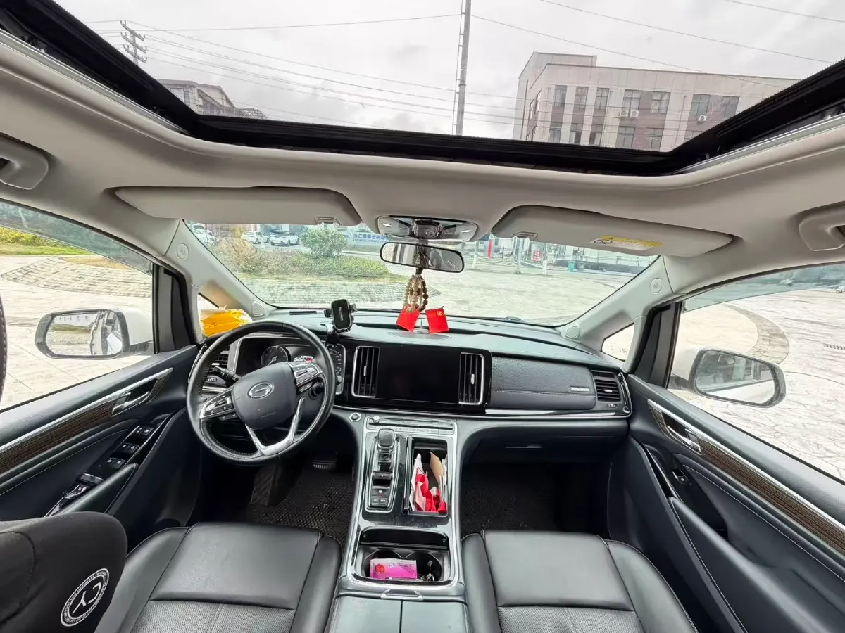 2021 GAC Trumpchi M8 2.0T 252HP L4 8AT,autocango,china used car exporter,china ev exporter,chinese used car exporter,chinese used ev exporter