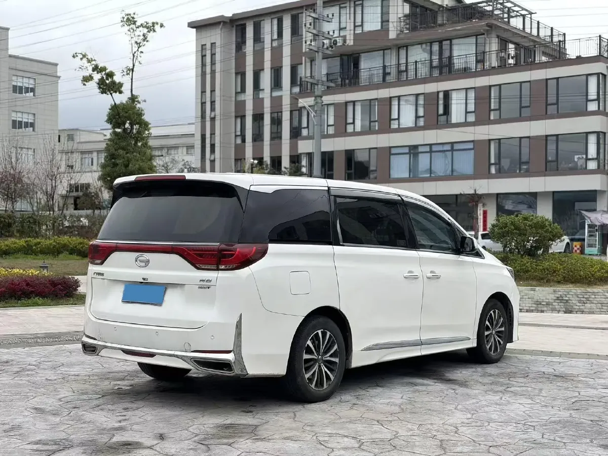 2021 GAC Trumpchi M8 2.0T 252HP L4 8AT,autocango,china used car exporter,china ev exporter,chinese used car exporter,chinese used ev exporter