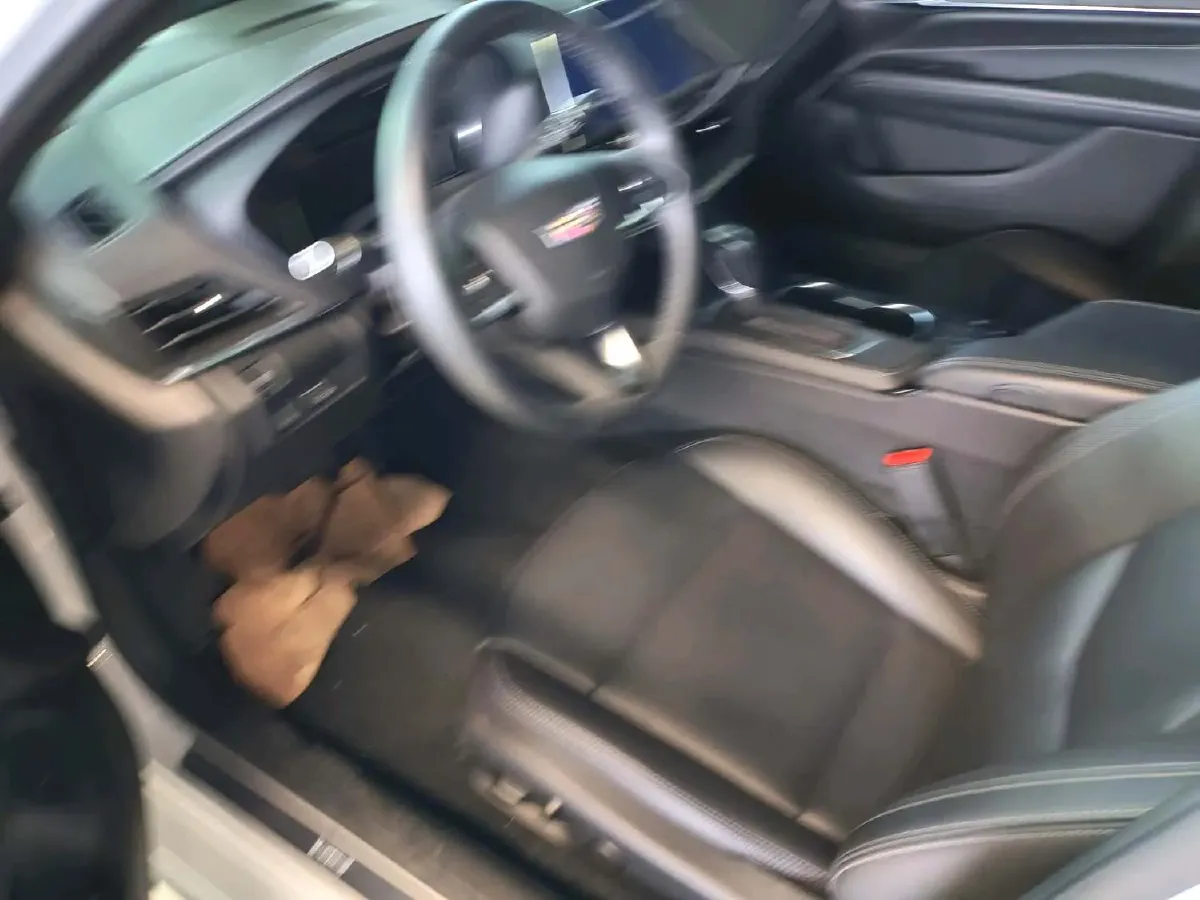 2021 Cadillac CT4 2.0T 237HP L4 8AT,autocango,china used car exporter,china ev exporter,chinese used car exporter,chinese used ev exporter