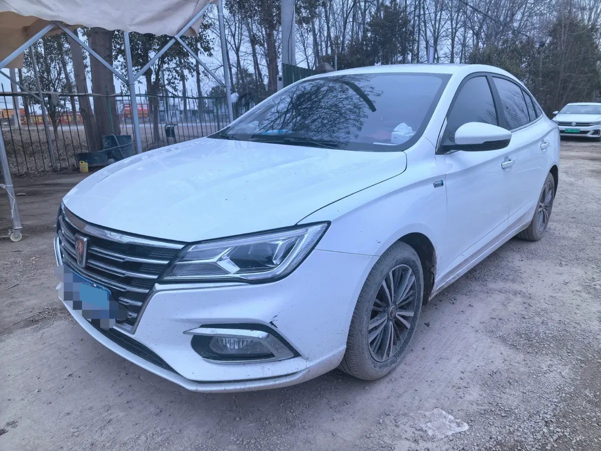 2019 Roewe i5 1.5L 120HP L4 5MT,autocango,china used car exporter,china ev exporter,chinese used car exporter,chinese used ev exporter