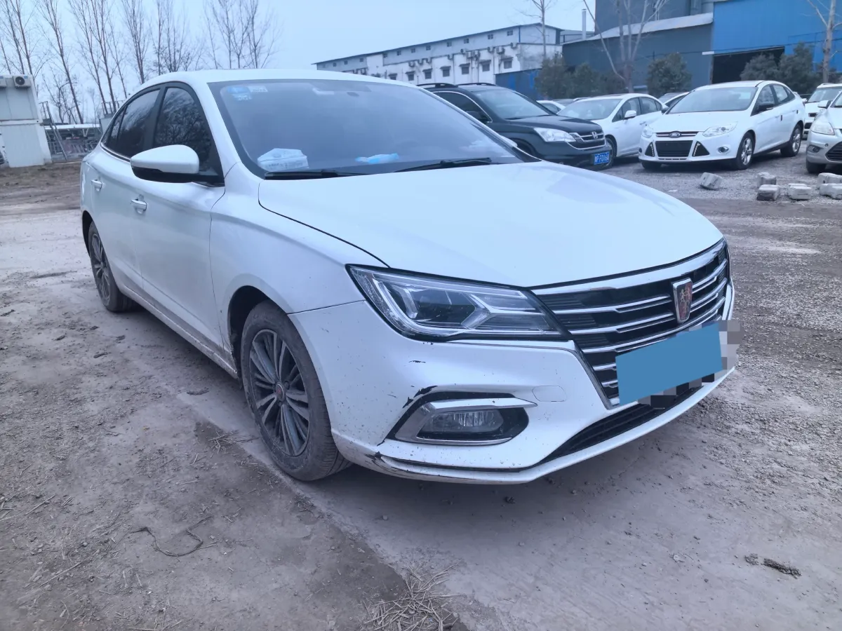 2019 Roewe i5 1.5L 120HP L4 5MT,autocango,china used car exporter,china ev exporter,chinese used car exporter,chinese used ev exporter