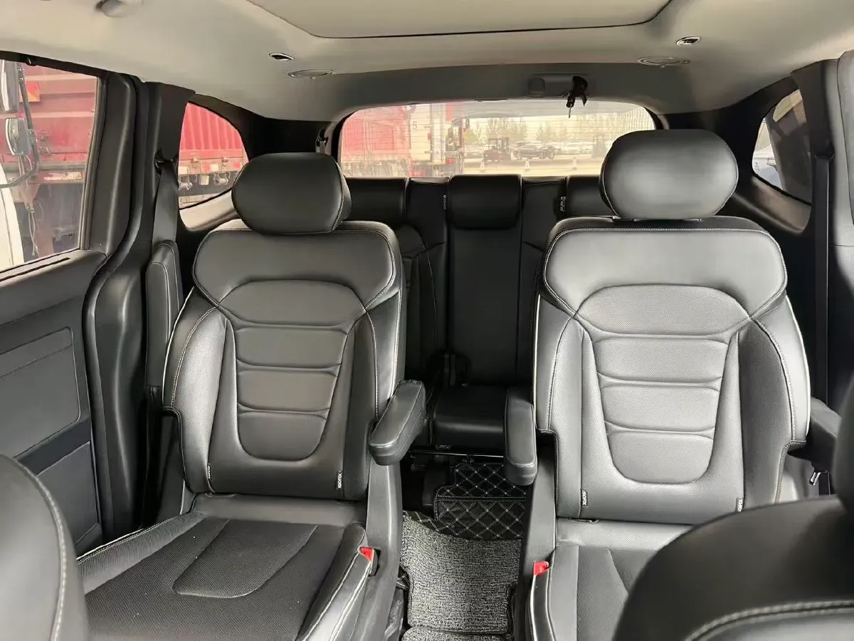 2022 Hyundai Custo 1.5T 170HP L4 8AT,autocango,china used car exporter,china ev exporter,chinese used car exporter,chinese used ev exporter