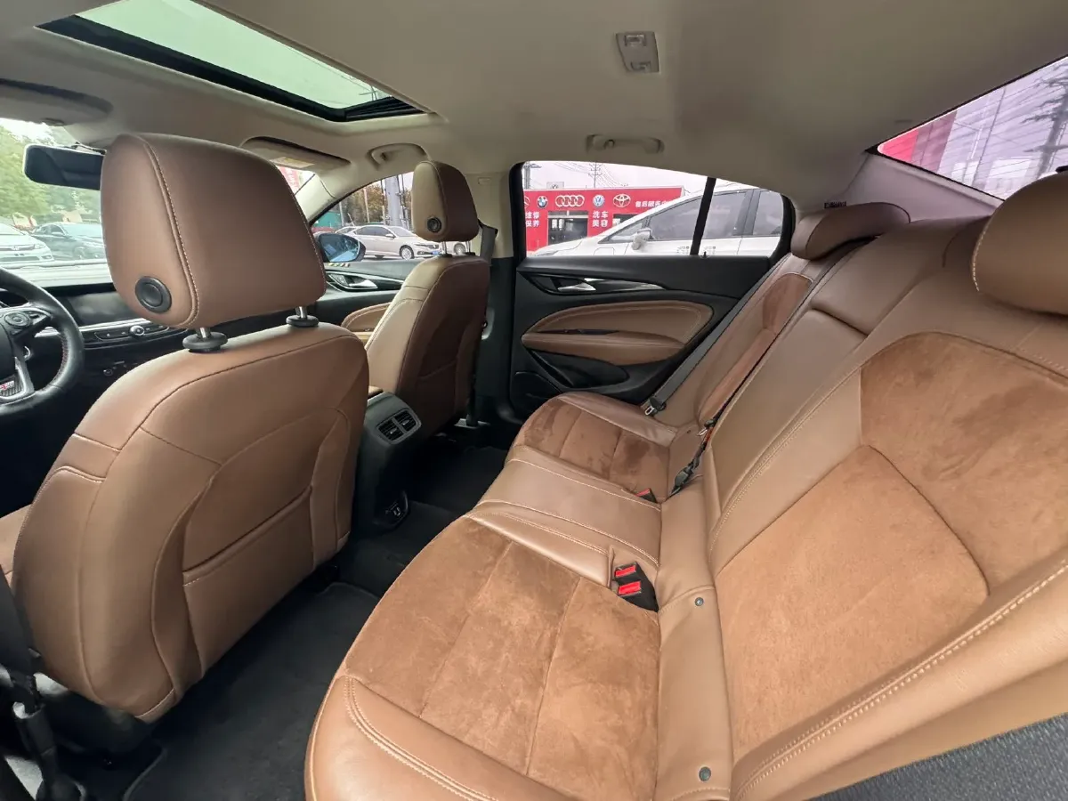 2019 Buick Regal 1.5T 170HP L4 9AT,autocango,china used car exporter,china ev exporter,chinese used car exporter,chinese used ev exporter