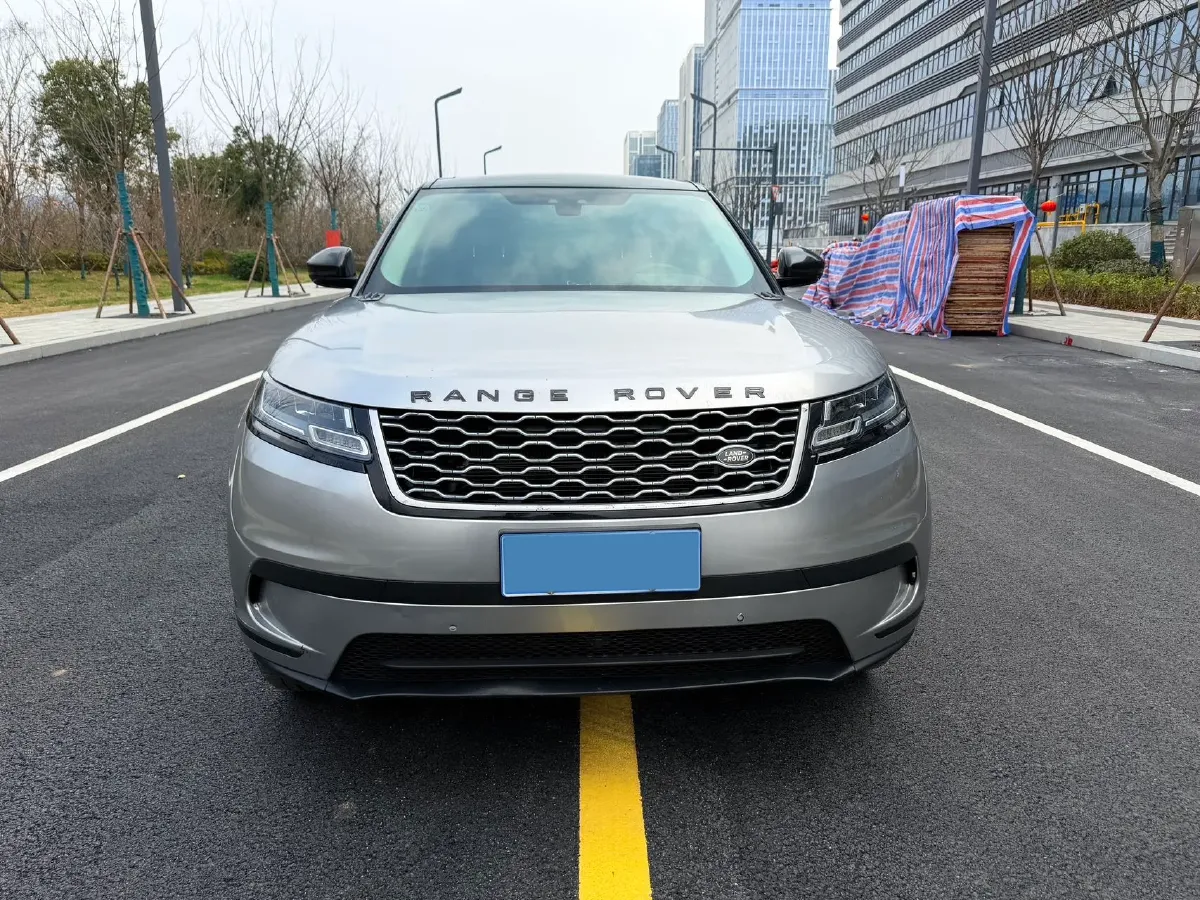 2018 Land Rover Discovery 2.0T 300HP L4 8AT,autocango,china used car exporter,china ev exporter,chinese used car exporter,chinese used ev exporter