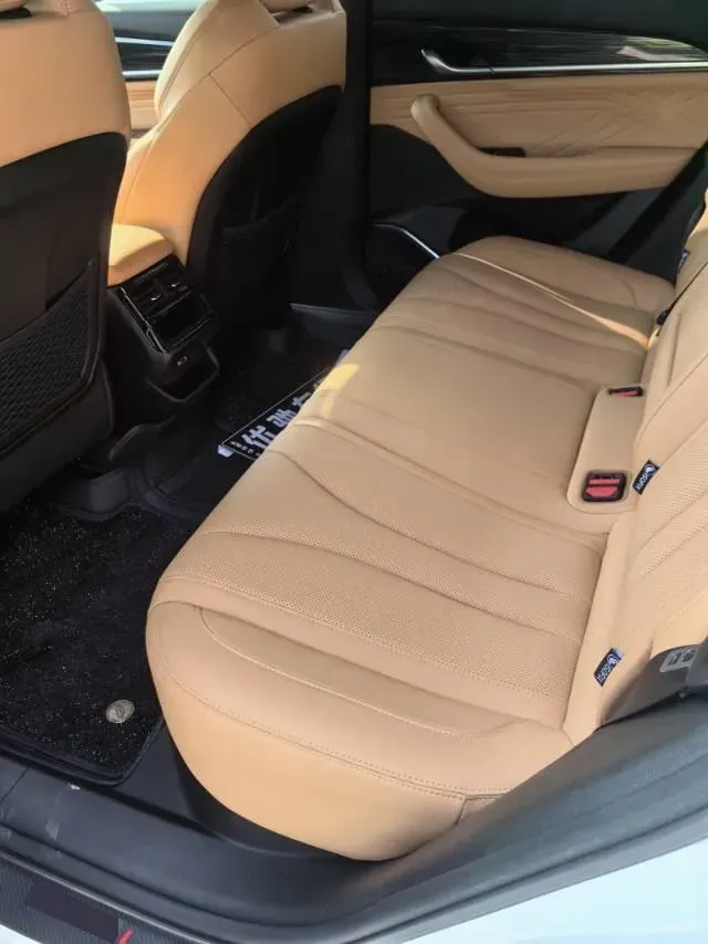 2024 Geely Monjaro 1.5T 163HP L4 3DHT Hybrid,autocango,china used car exporter,china ev exporter,chinese used car exporter,chinese used ev exporter