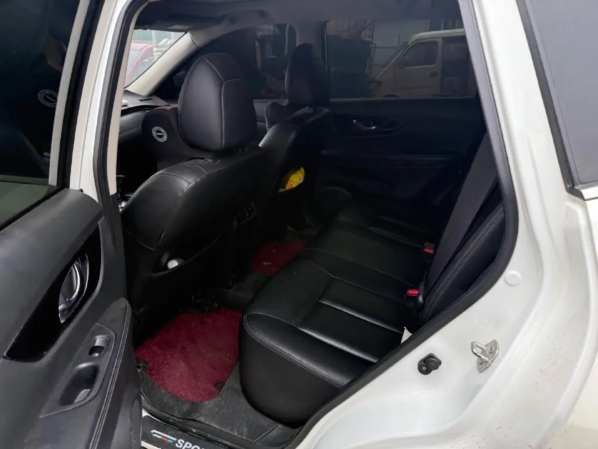 2021 Nissan X-Trail 2.0L 151HP L4 CVT,autocango,china used car exporter,china ev exporter,chinese used car exporter,chinese used ev exporter