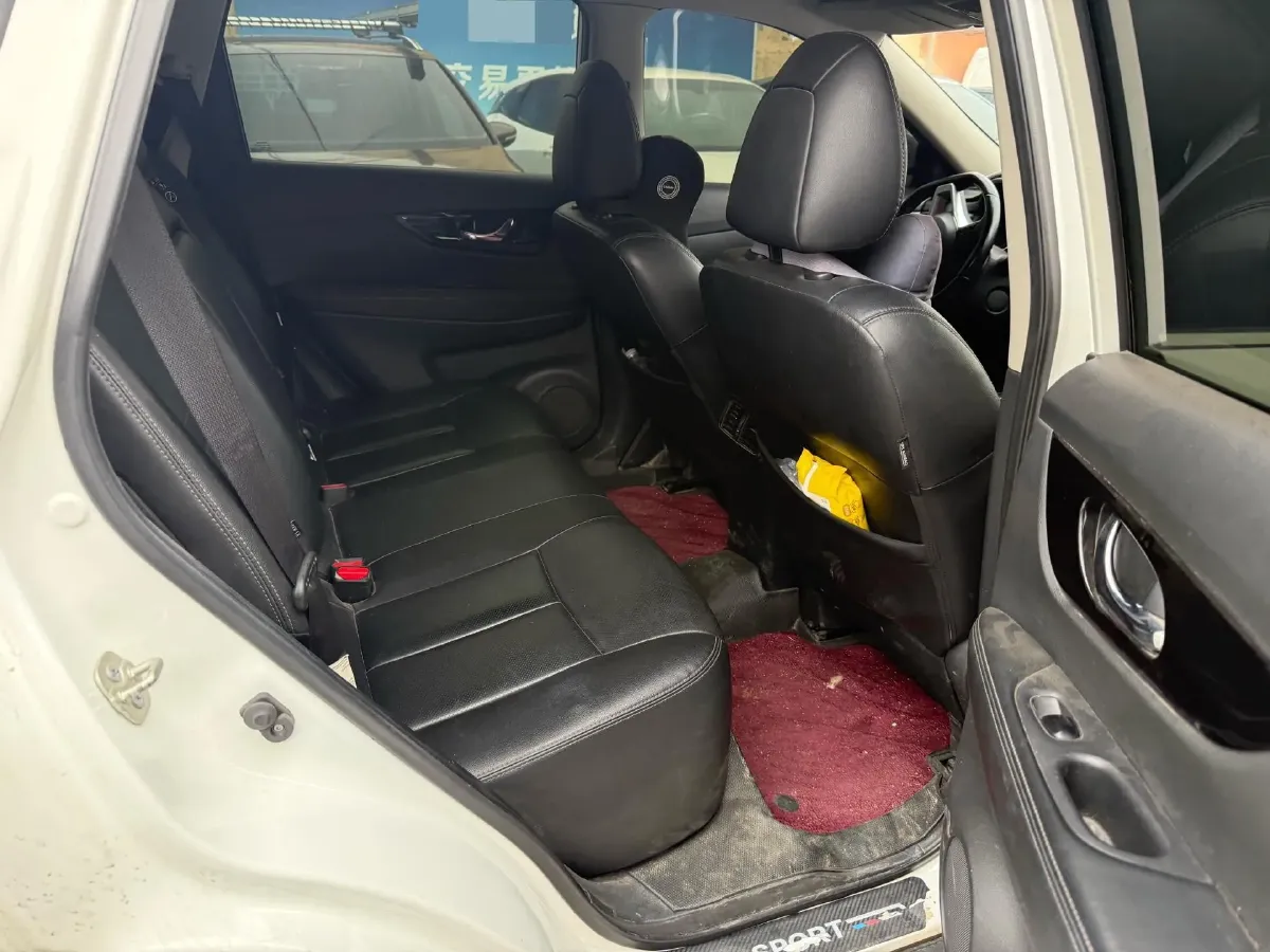 2021 Nissan X-Trail 2.0L 151HP L4 CVT,autocango,china used car exporter,china ev exporter,chinese used car exporter,chinese used ev exporter